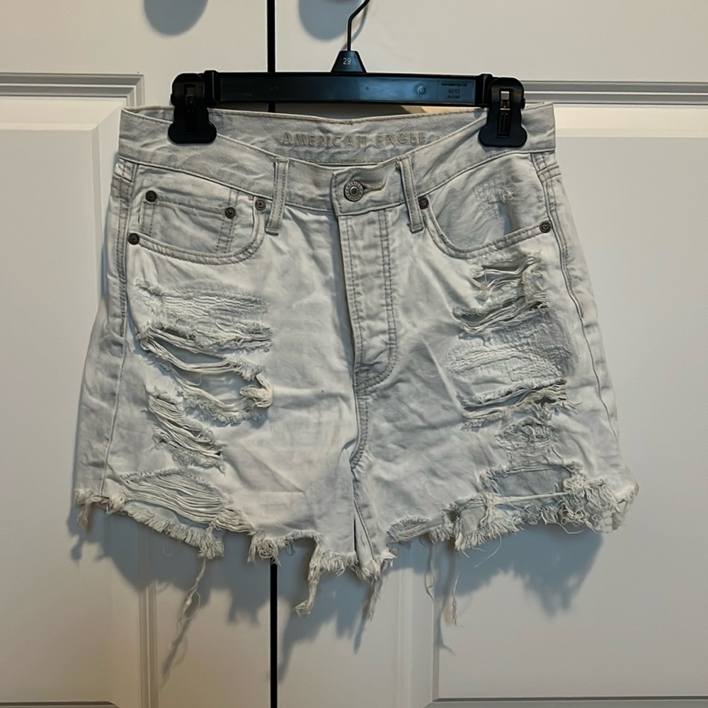 Women’s denim high waisted cut off shorts American eagle size 4